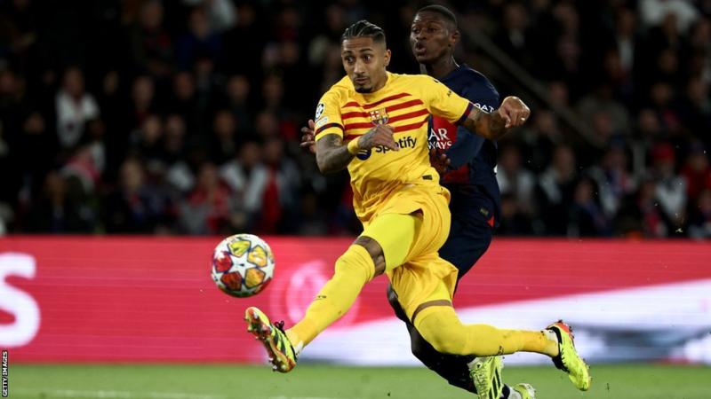 Paris St Germain 2 3 Barcelona Raphinha Outshines Kylian Mbappe As