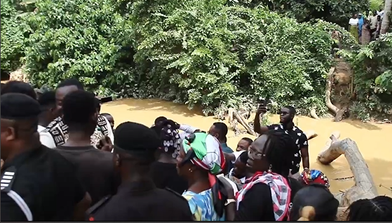 Eastern Regional Minister pledges bridge for Asuokaw residents following viral video