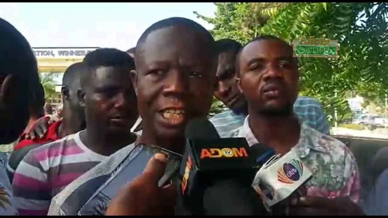 Video: Former Vice Chancellor, other dismissed staff storm UEW to take ...