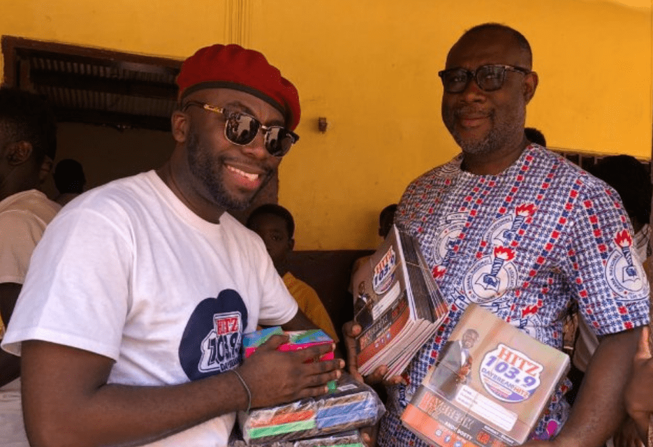 Hitz Fm S Daybreak Hitz Donates Learning Materials To Dome D A Exp Primary School