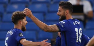 Chelsea striker Olivier Giroud (R) celebrates scoring with Jorginho. Image credit: Getty Images