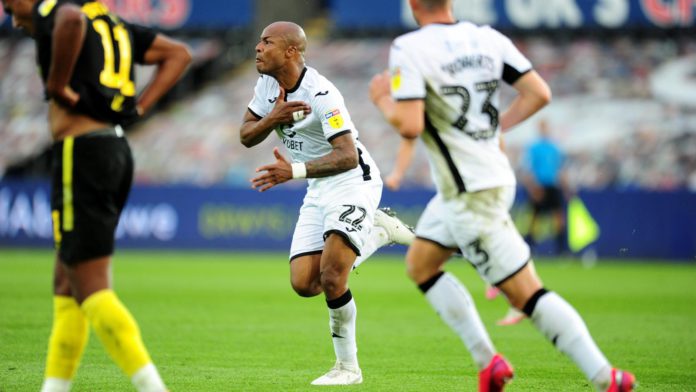 Andre Ayew celebrates