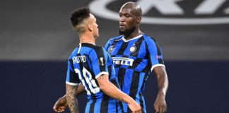 Romelu Lukaku of Inter Milan celebrates after scoring his sides first goal with Lautaro Martínez during the UEFA Europa League round of 16 single-leg match between FC Internazionale and Getafe CF at Arena AufSchalke on August 05, 2020 in Gelsenkirchen, Ge Image credit: Getty Images