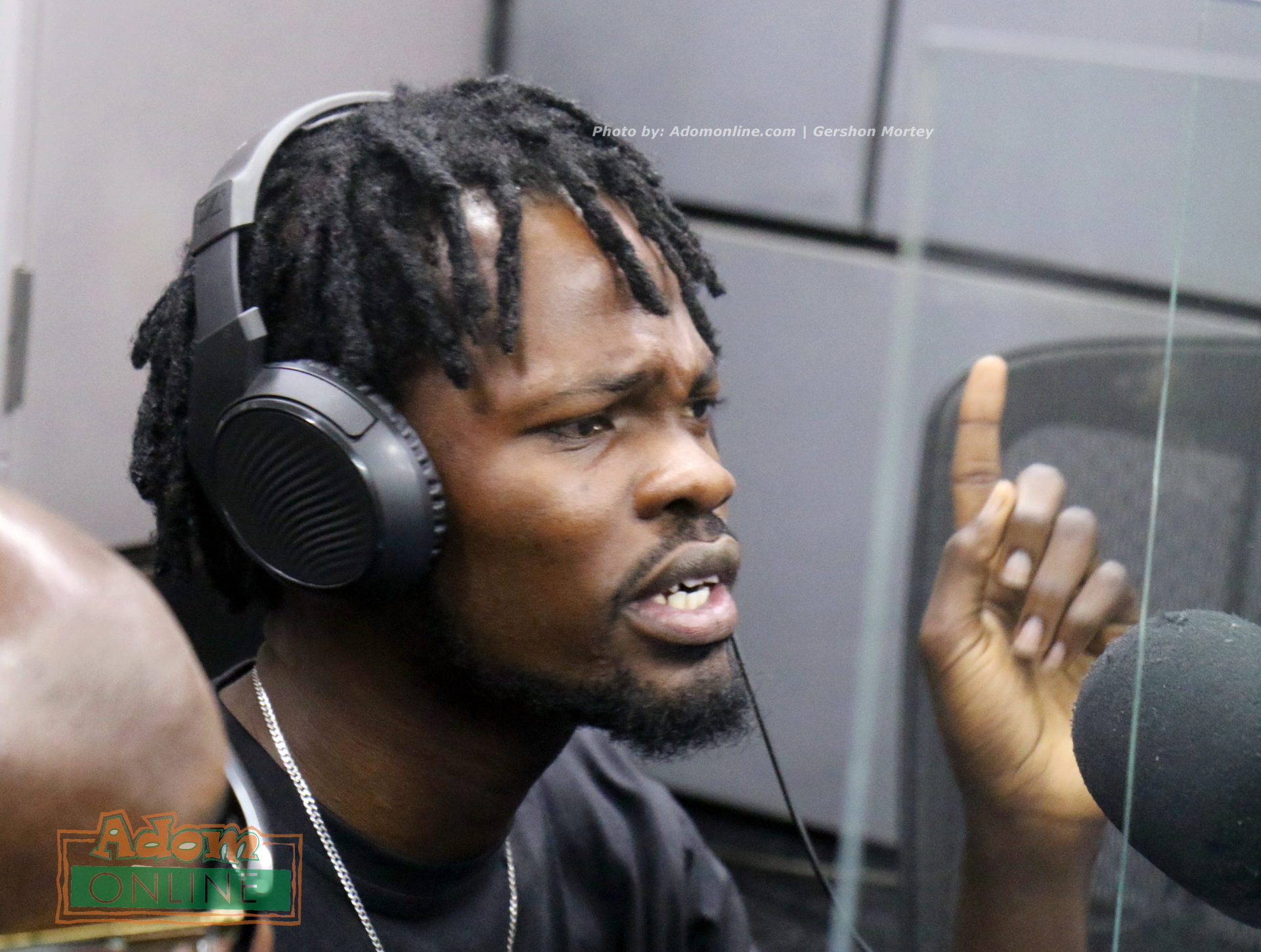 Your complacency led to mishap - DJ replies Fameye over London concert