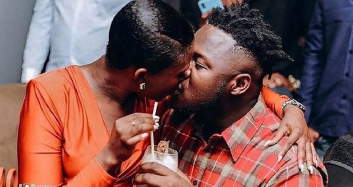 Medikal 'catching cruise' with his wife, Fella Makafui