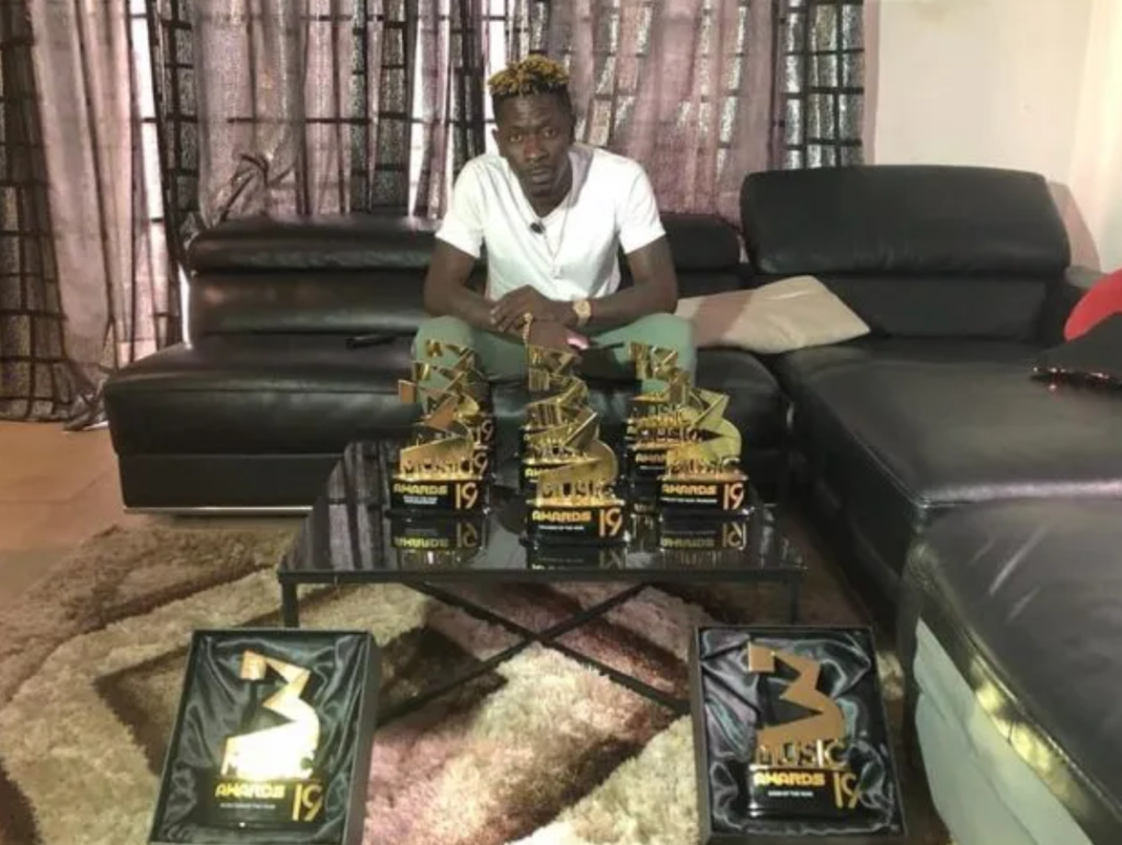 Shatta Wale shows off his 11 3Music Awards plaques in 2019