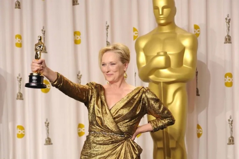 Oscar winners are more likely to live longer than their loser costars