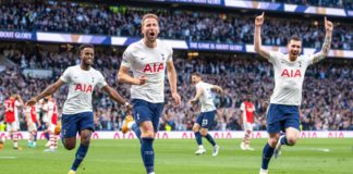 Harry Kane of Tottenham Hotspur celebrates with Pierre-Emile Hojbjerg, Ryan Sessegnon after scoring 2nd goal during the Premier League match between Tottenham Hotspur and Arsenal at Tottenham Hotspur Stadium on May 12, 2022 in London, United Kingdom. Image credit: Getty Images