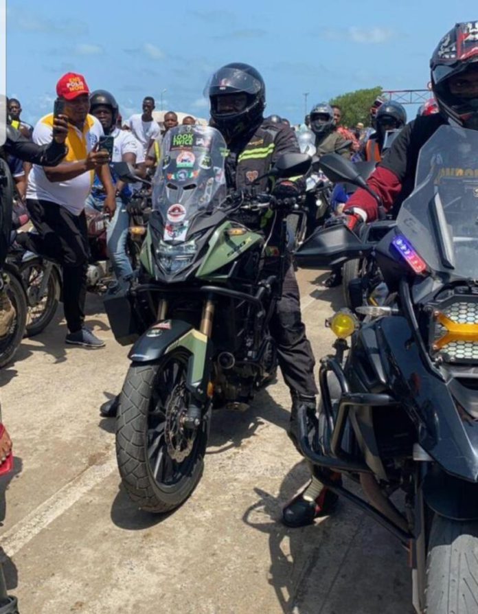 Live: London-Lagos Biker, Kunle Adeyanju, Arrives Seme Border