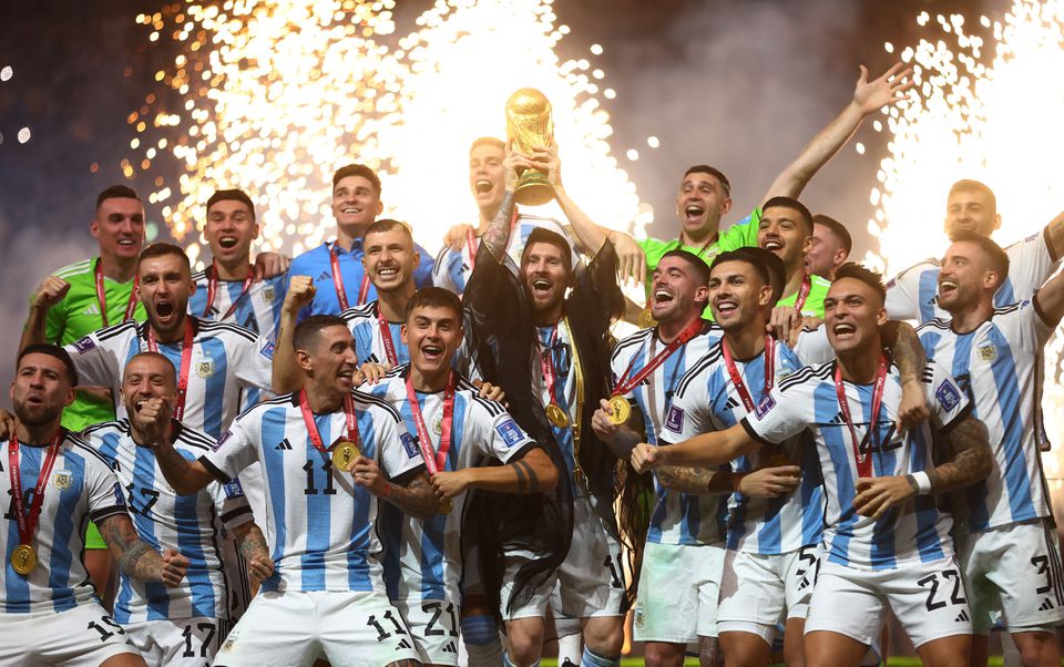 Argentina ganha a Copa de 2022 e é tricampeã mundial - BBC News Brasil