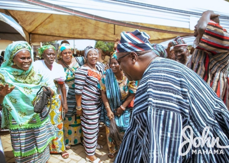 Mahama Wasn’t Hooted At Enskinment Of New Yagbonwura; Ignore Koku ...