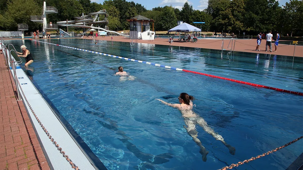 Berlin To Allow Women Go Topless In Public Swimming Pools