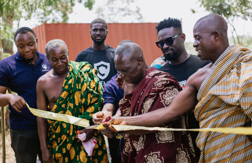 Caveman Foundation gives water to Kweikrom Community - Adomonline.com