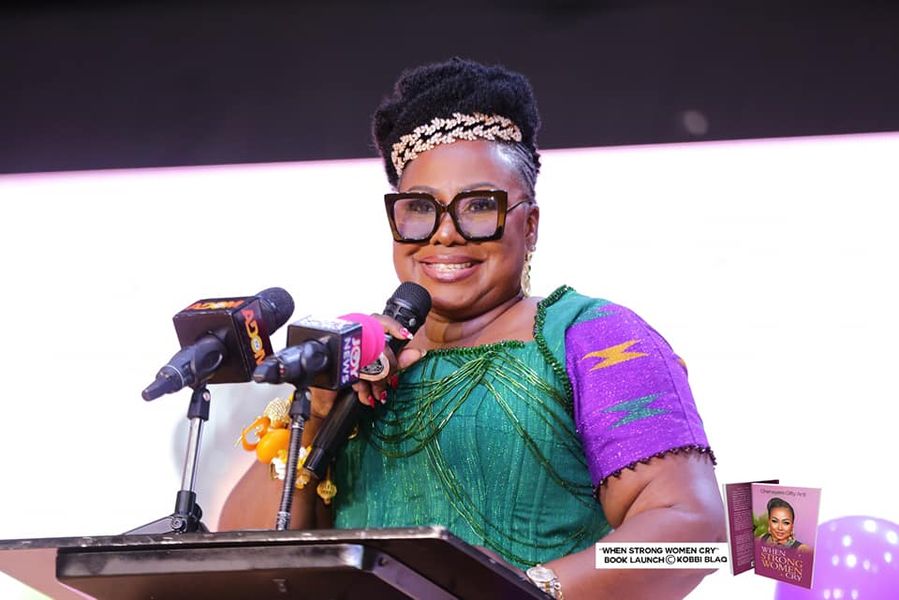 Gifty Anti attracts hundreds with sixth book launch [Photos]