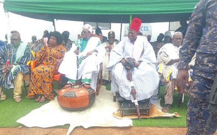 Sunniyong Maalu Sungmaali Naa Bagbin I (left) with Naa Widaana Nanga II, the Paramount Chief of Takpo, after the ceremony