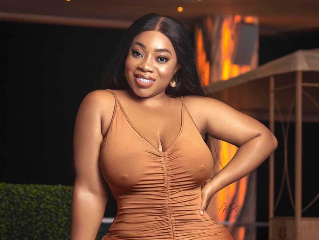 I flaunt my boobs because they are round, firm – Moesha
