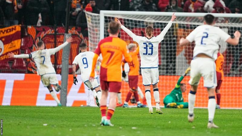 Copenhagen earn narrow win over Galatasaray to advance to Champions League  last 16