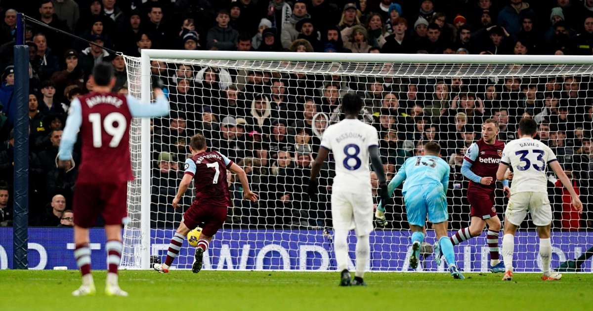 Tottenham 1-2 West Ham: Jarrod Bowen and James Ward-Prowse score