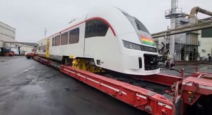 Tema-Mpakadan train embarks on journey to Ghana