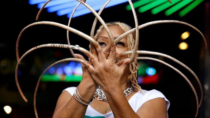 Ayanna Williams, world's recorder holder in longest fingernails