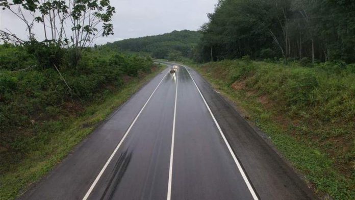 Road projects in Western Region nearing completion [Photos]