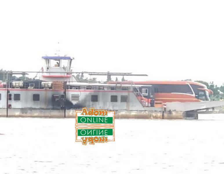 Pontoon breakdowns in Dambai cause major delays - Adomonline.com