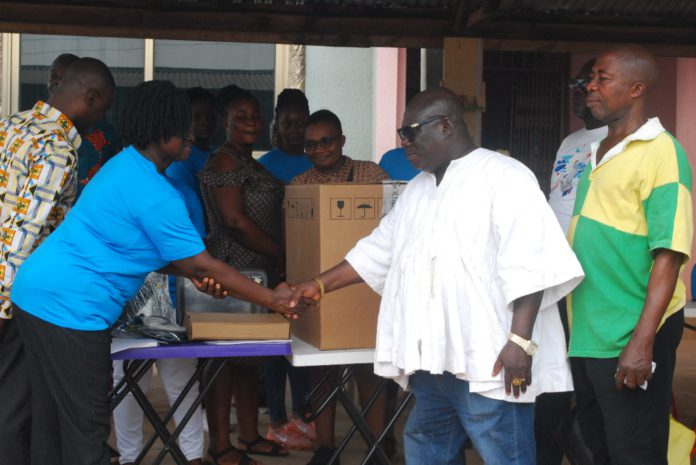 Akwamuhene donates GH¢300,000 lab equipment to Akyem Awisa clinic