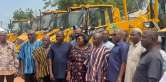 Minister praises Akufo-Addo after receiving equipment under DRIP intiative 