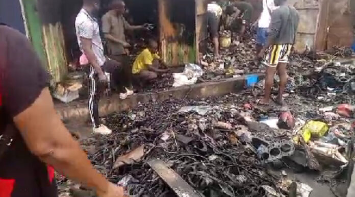 Fire destroys three shops at Kamara