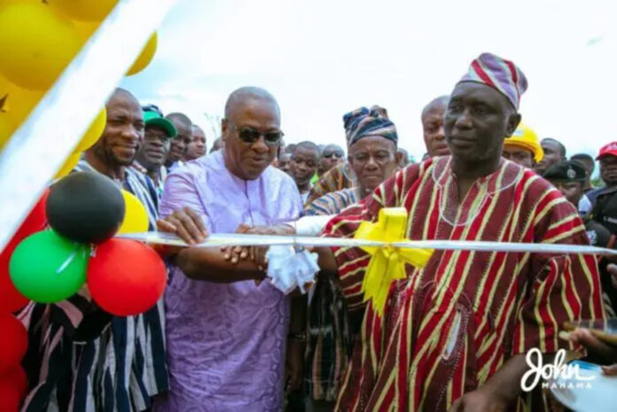 Mahama cuts sod for the construction of 500-seater sports facility at Bole-Bamboi