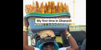 Spice hawks street food, 'plantain chips' in Ghana