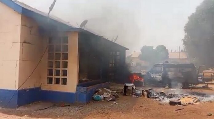 Police station torched as Ejura youth clash with officers